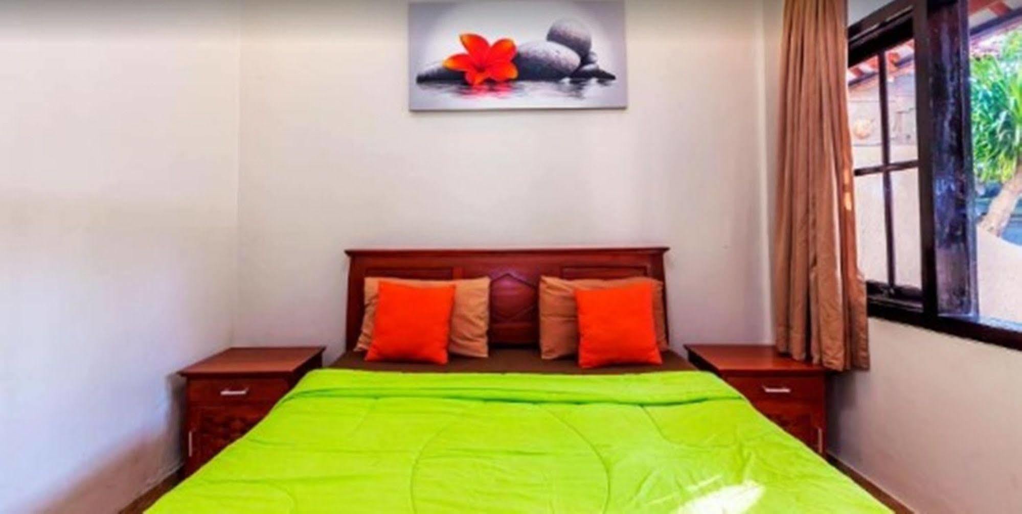 Karana Residence Kuta Lombok Esterno foto