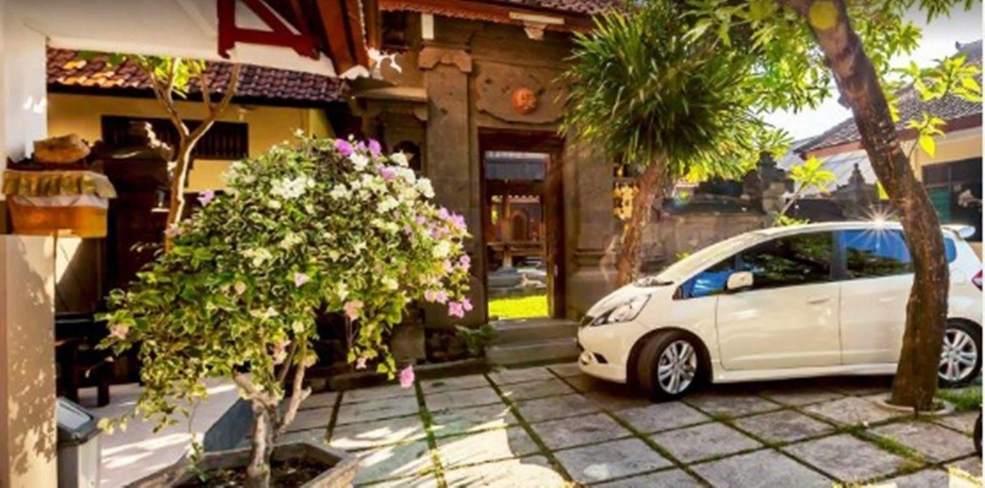 Karana Residence Kuta Lombok Esterno foto